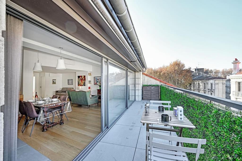 Le Loft Des Papes - 2 Terrasses - Vue Panoramique Sur La Ville - Ac Clim Avignon Kültér fotó